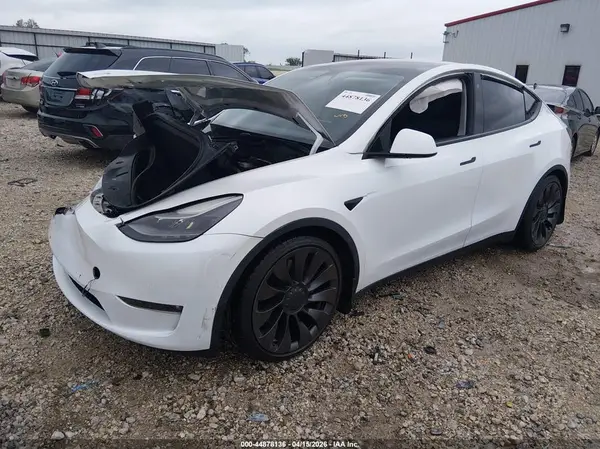 7SAYGDEF6NF312175 2022 TESLA MODEL Y - Image 2