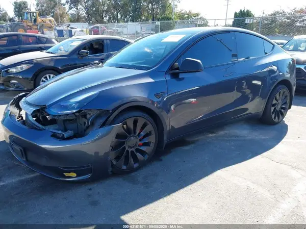 7SAYGDEF6NF337139 2022 TESLA MODEL Y - Image 2