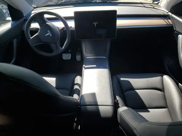 7SAYGDEF6NF337304 2022 TESLA MODEL Y - Image 8