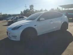 7SAYGDEF6NF338887 2022 TESLA MODEL Y