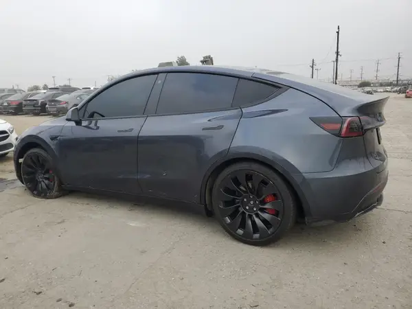 7SAYGDEF6NF339957 2022 TESLA MODEL Y - Image 2