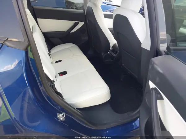 7SAYGDEF6NF340543 2022 TESLA MODEL Y - Image 8