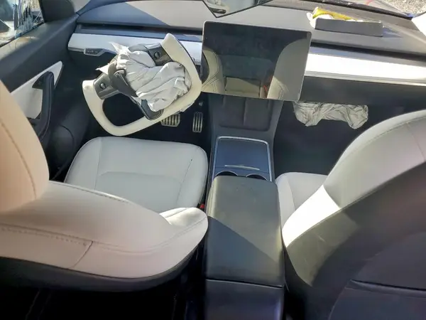 7SAYGDEF6NF376507 2022 TESLA MODEL Y - Image 8