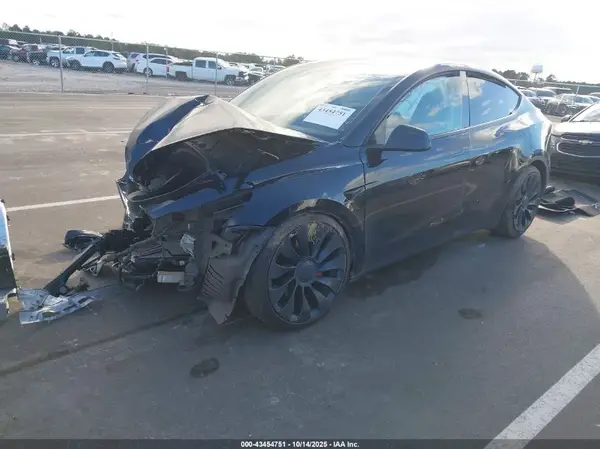 7SAYGDEF6NF390827 2022 TESLA MODEL Y - Image 2