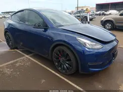 7SAYGDEF6NF392500 2022 TESLA MODEL Y