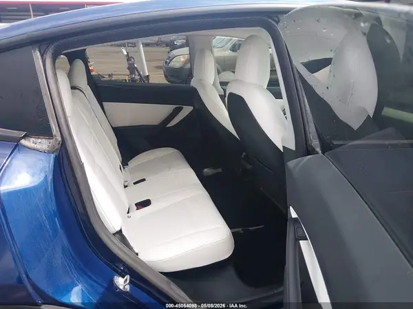 7SAYGDEF6NF392500 2022 TESLA MODEL Y - Image 8