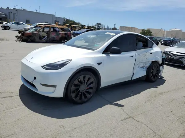 7SAYGDEF6NF397082 2022 TESLA MODEL Y - Image 1