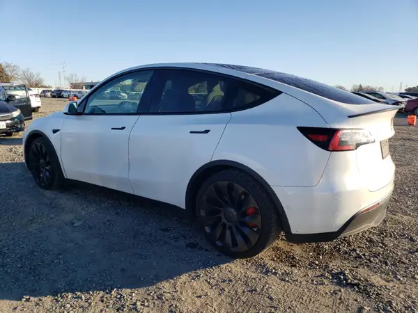 7SAYGDEF6NF407299 2022 TESLA MODEL Y - Image 2