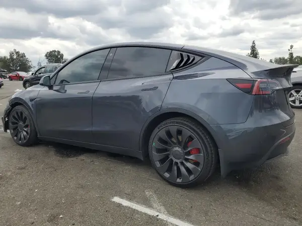 7SAYGDEF6NF409912 2022 TESLA MODEL Y - Image 2