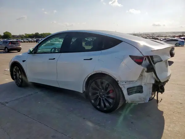 7SAYGDEF6NF415337 2022 TESLA MODEL Y - Image 2