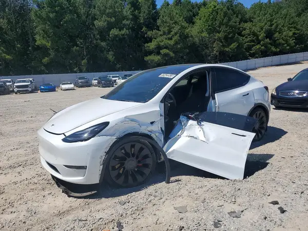 7SAYGDEF6NF440707 2022 TESLA MODEL Y - Image 1