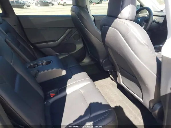 7SAYGDEF6NF446684 2022 TESLA MODEL Y - Image 8