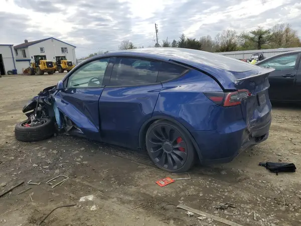 7SAYGDEF6NF448872 2022 TESLA MODEL Y - Image 2
