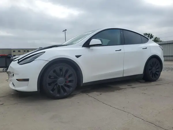 7SAYGDEF6NF453165 2022 TESLA MODEL Y - Image 1