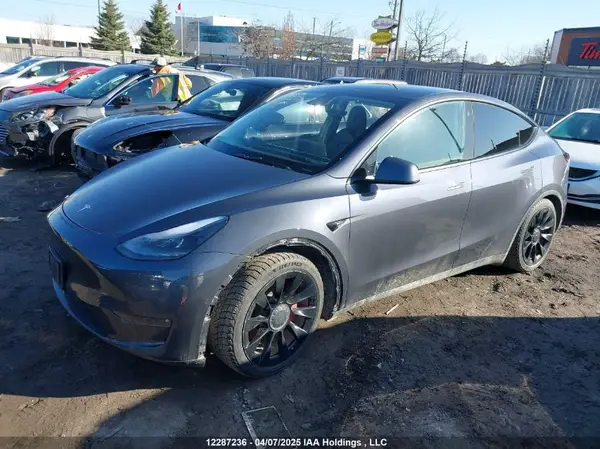 7SAYGDEF6NF464859 2022 TESLA MODEL Y - Image 2