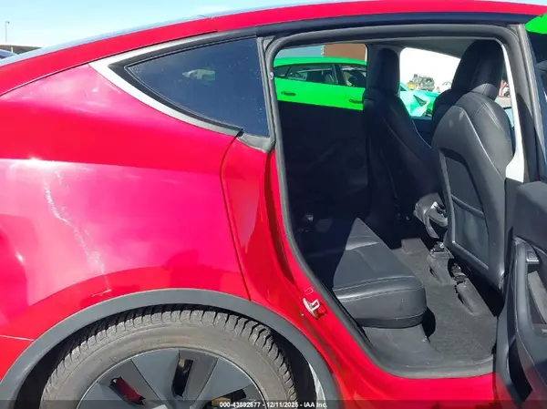 7SAYGDEF6NF466420 2022 TESLA MODEL Y - Image 8