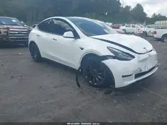 7SAYGDEF6NF467907 2022 TESLA MODEL Y