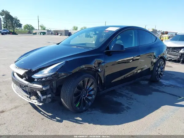 7SAYGDEF6NF487929 2022 TESLA MODEL Y - Image 2