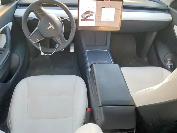 7SAYGDEF6NF489373 2022 TESLA MODEL Y - Image 8