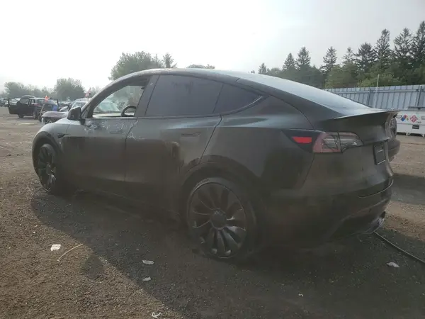 7SAYGDEF6NF508049 2022 TESLA MODEL Y - Image 2