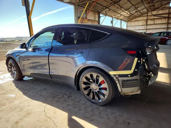 7SAYGDEF6NF509962 2022 TESLA MODEL Y - Image 2
