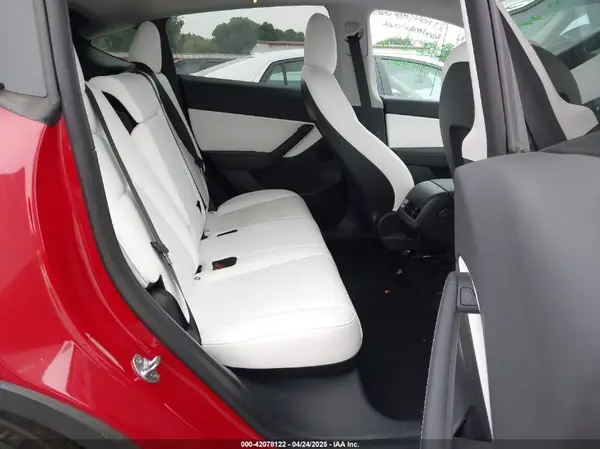 7SAYGDEF6NF511436 2022 TESLA MODEL Y - Image 8
