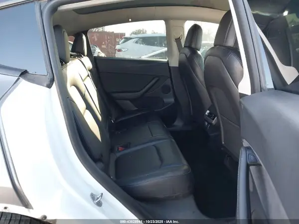 7SAYGDEF6NF511484 2022 TESLA MODEL Y - Image 8