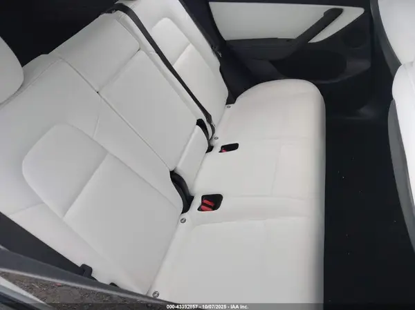 7SAYGDEF6NF516748 2022 TESLA MODEL Y - Image 8