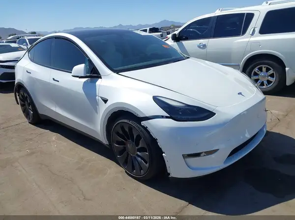 7SAYGDEF6NF521156 2022 TESLA MODEL Y - Image 1