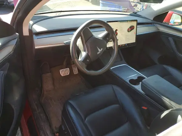 7SAYGDEF6NF523988 2022 TESLA MODEL Y - Image 8