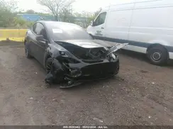 7SAYGDEF6NF530388 2022 TESLA MODEL Y