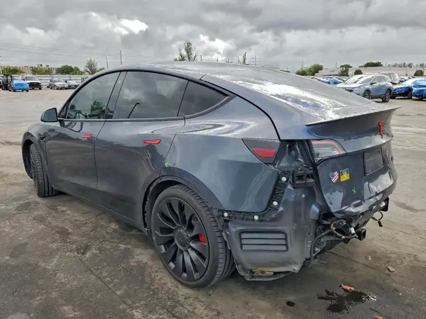7SAYGDEF6NF531444 2022 TESLA MODEL Y - Image 2