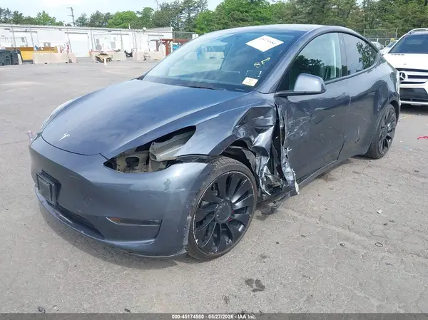 7SAYGDEF6NF533677 2022 TESLA MODEL Y - Image 2
