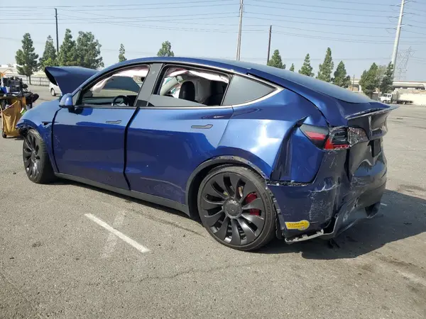 7SAYGDEF6NF537809 2022 TESLA MODEL Y - Image 2