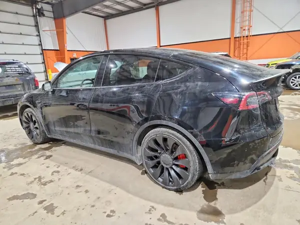 7SAYGDEF6NF542444 2022 TESLA MODEL Y - Image 2