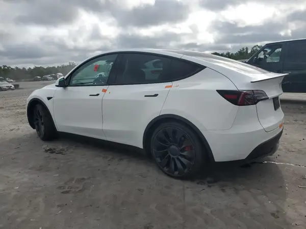 7SAYGDEF6NF544193 2022 TESLA MODEL Y - Image 2