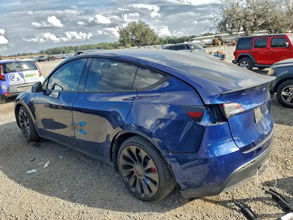 7SAYGDEF6NF546428 2022 TESLA MODEL Y - Image 2
