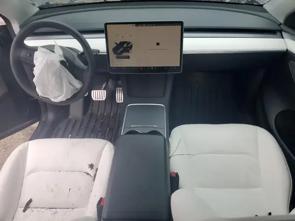 7SAYGDEF6NF550897 2022 TESLA MODEL Y - Image 8