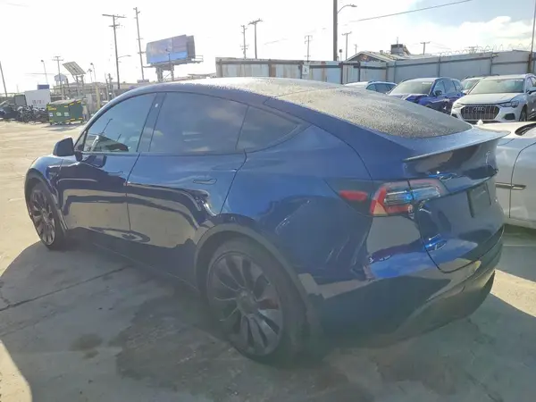7SAYGDEF6NF553895 2022 TESLA MODEL Y - Image 2