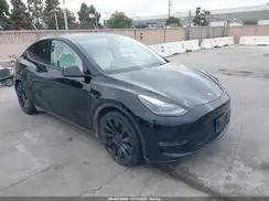 7SAYGDEF6NF558577 2022 TESLA MODEL Y