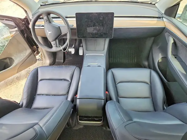 7SAYGDEF6NF562161 2022 TESLA MODEL Y - Image 8