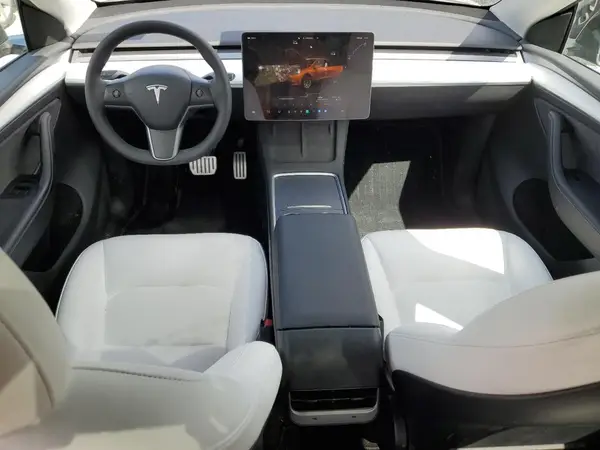 7SAYGDEF6PF584583 2023 TESLA MODEL Y - Image 8