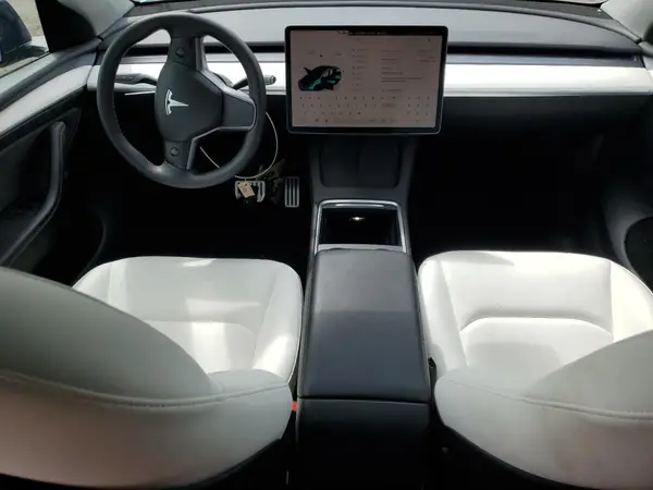 7SAYGDEF6PF584681 2023 TESLA MODEL Y - Image 8