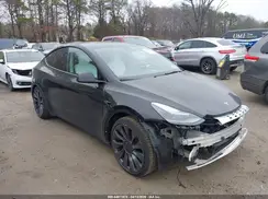 7SAYGDEF6PF585099 2023 TESLA MODEL Y