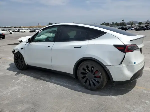 7SAYGDEF6PF603410 2023 TESLA MODEL Y - Image 2