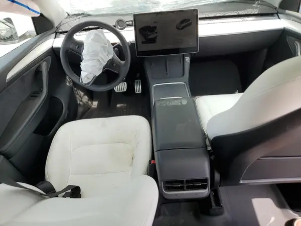 7SAYGDEF6PF603410 2023 TESLA MODEL Y - Image 8