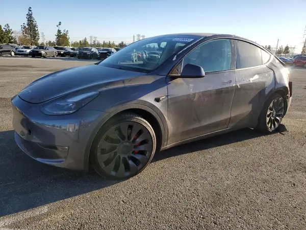 7SAYGDEF6PF635614 2023 TESLA MODEL Y - Image 1