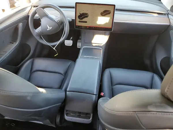 7SAYGDEF6PF635614 2023 TESLA MODEL Y - Image 8