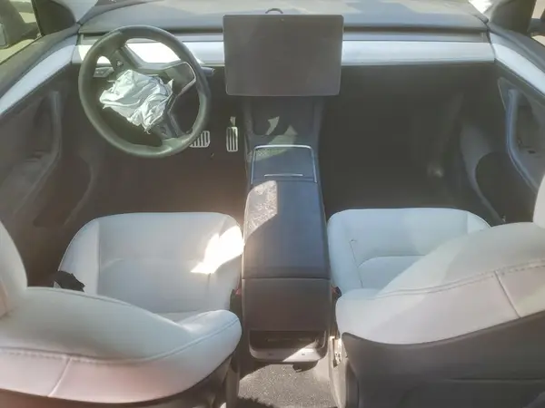 7SAYGDEF6PF647665 2023 TESLA MODEL Y - Image 8