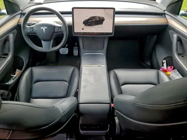 7SAYGDEF6PF666975 2023 TESLA MODEL Y - Image 8